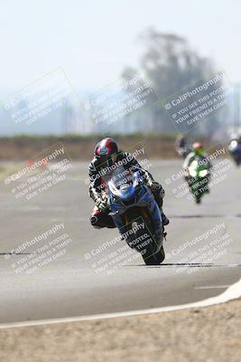 media/Sep-20-2025-TrackDaz (Sat) [[27f0cde673]]/B Group/220pm (Turn 9)/